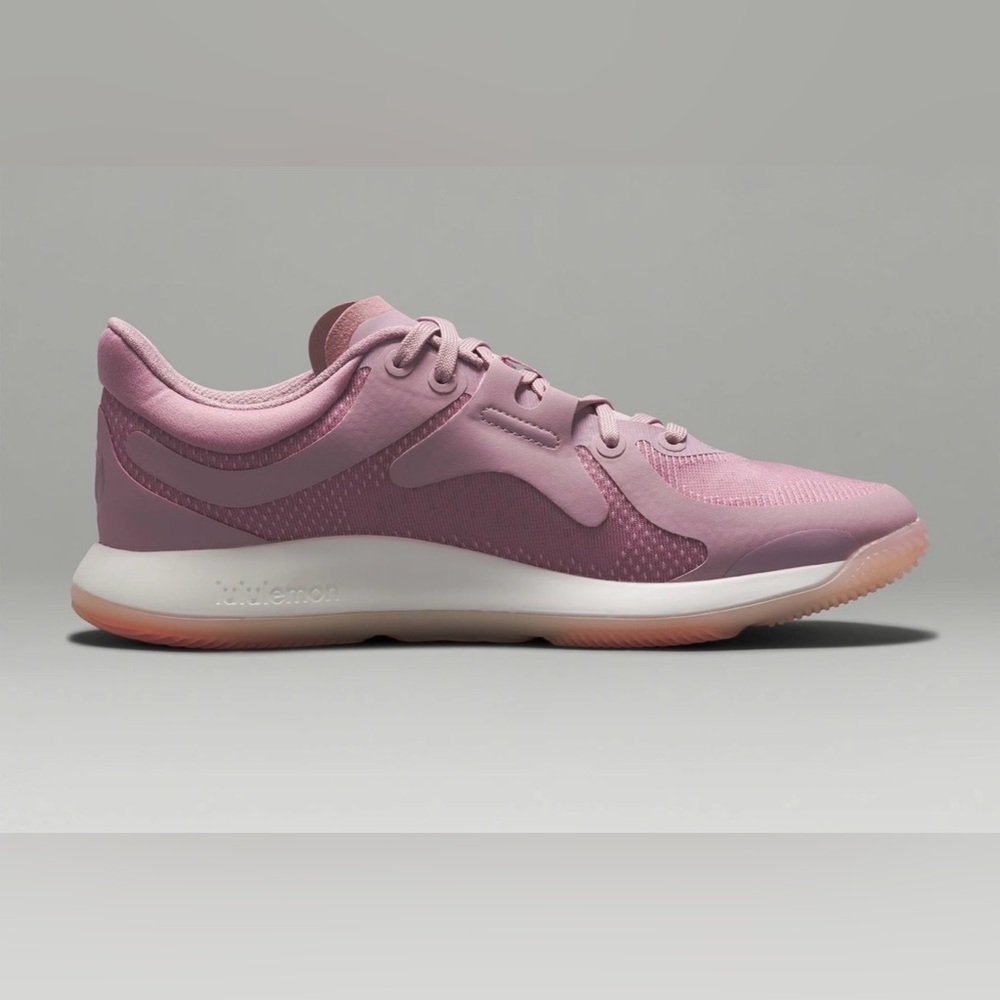 Lululemon Strongfeel Women's Training Shoe Size 6
Brand NEW - Picture 3 of 9